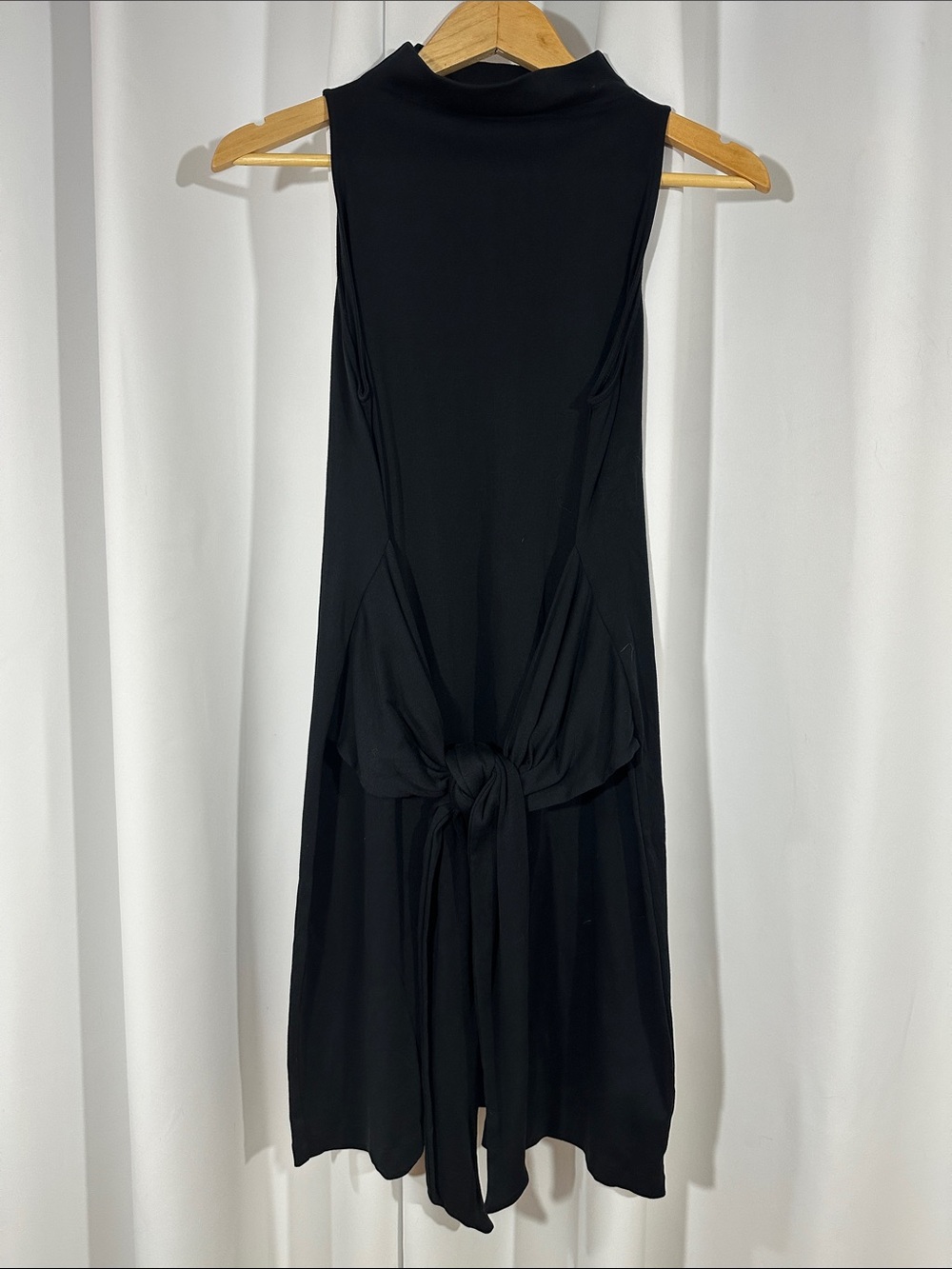 Vince Black Sleeveless Tie Front Dress Size M 100% Pima Cotton Minimalist